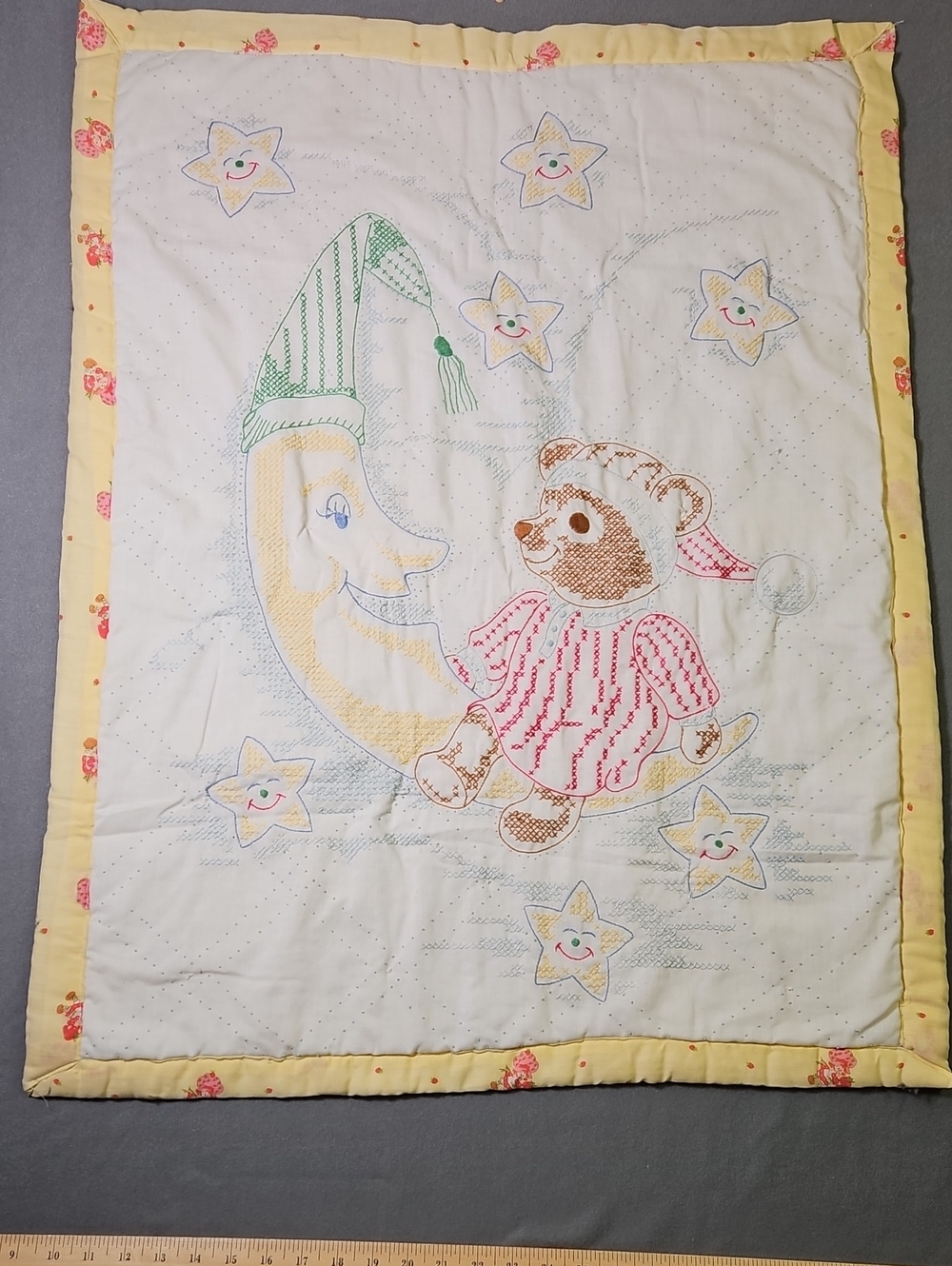 Vintage Handmade Starry Moon & Bear Baby Quilt Strawberry Shortcake Back,Border